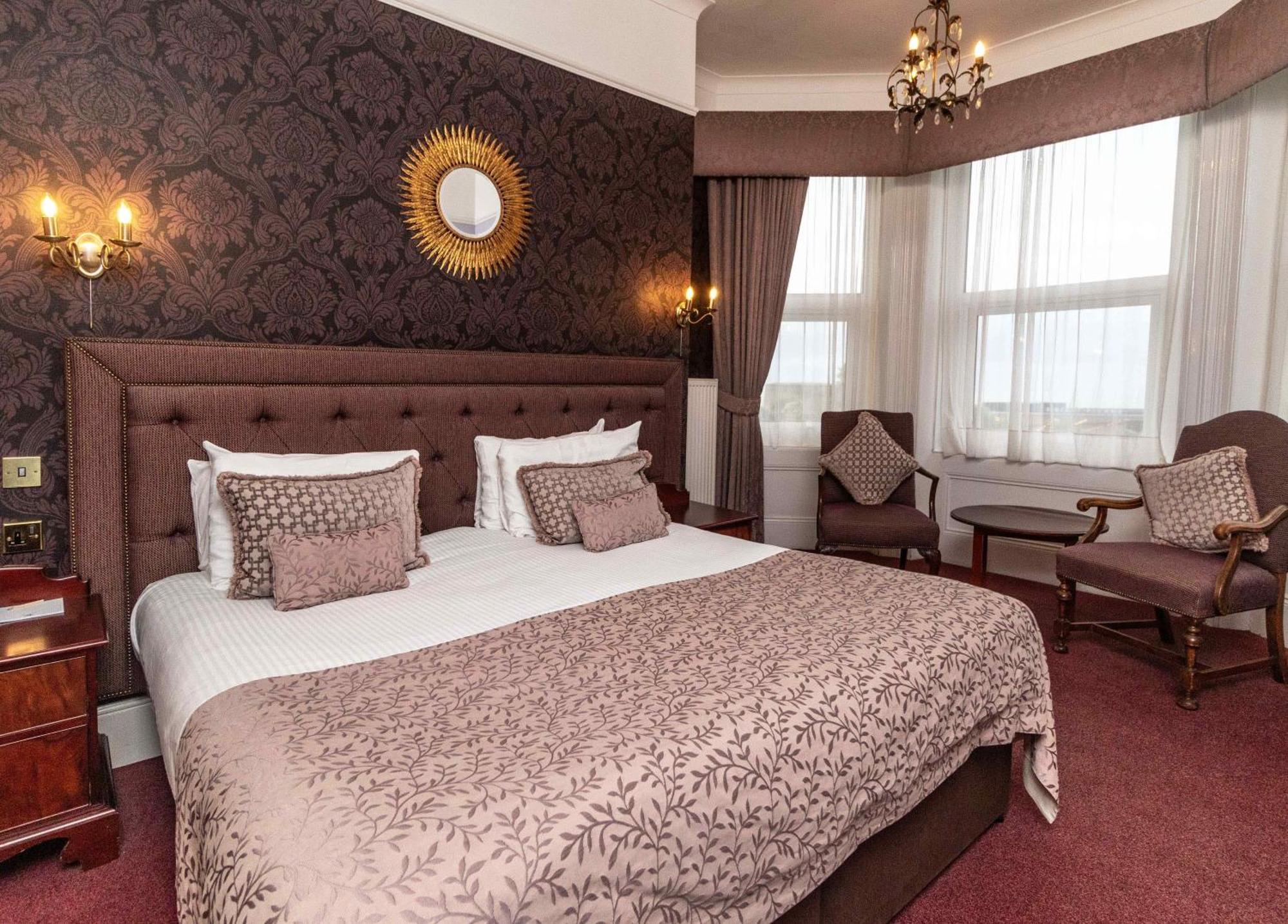 The Lansdowne, Отель 4*